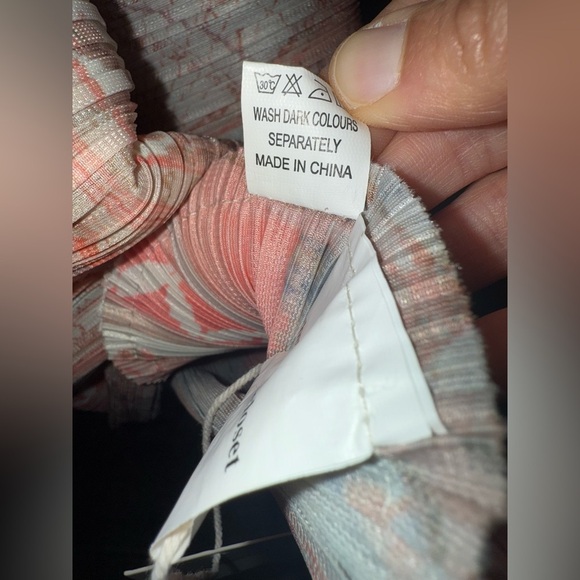 The Muslim Closet Zahira Abaya Vogue - Picture 14 of 14